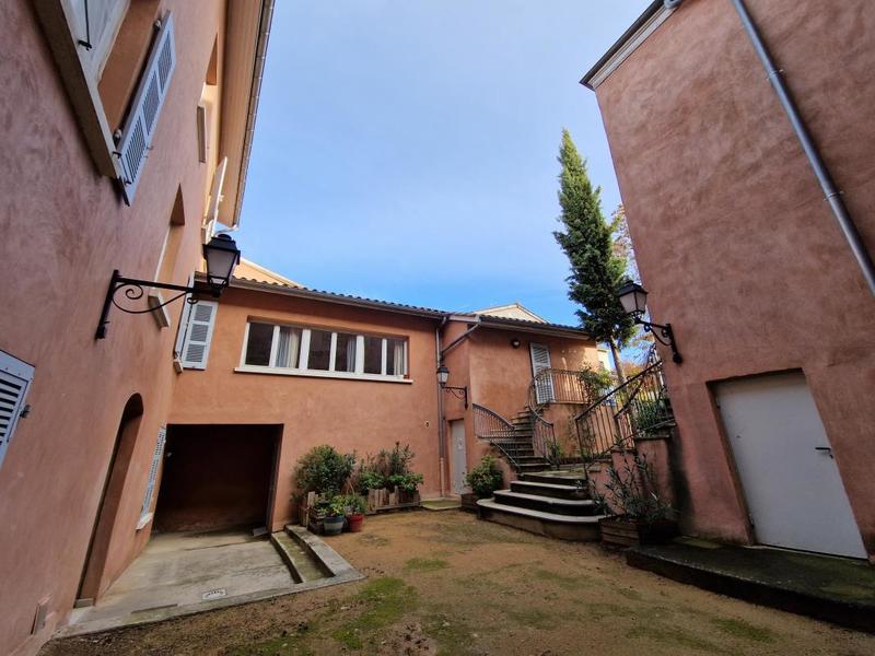 Duplex - 62 m² - 3 pièces