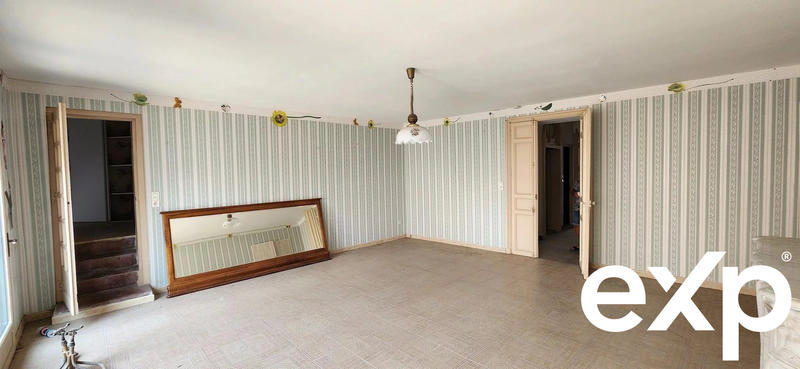 Maison - 255 m² - 9 pièces