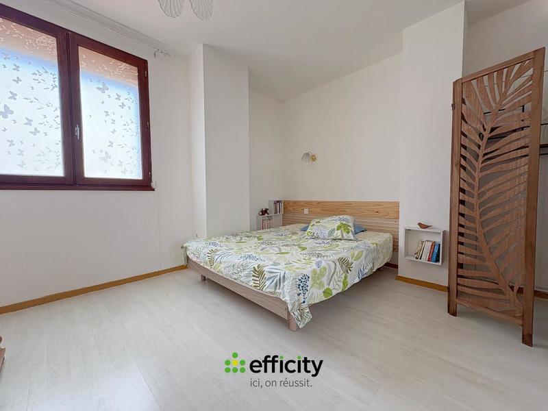 Maison - 188 m² - 7 pièces