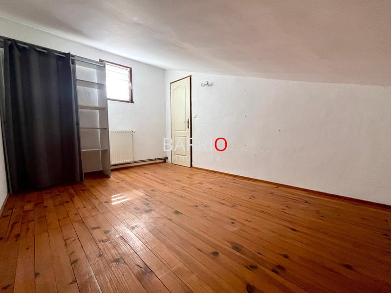 Villa - 217 m² - 11 pièces