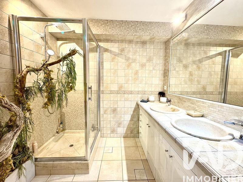 Appartement - 75 m² - 4 pièces