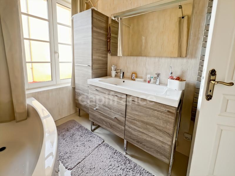 Duplex - 99 m² - 5 pièces