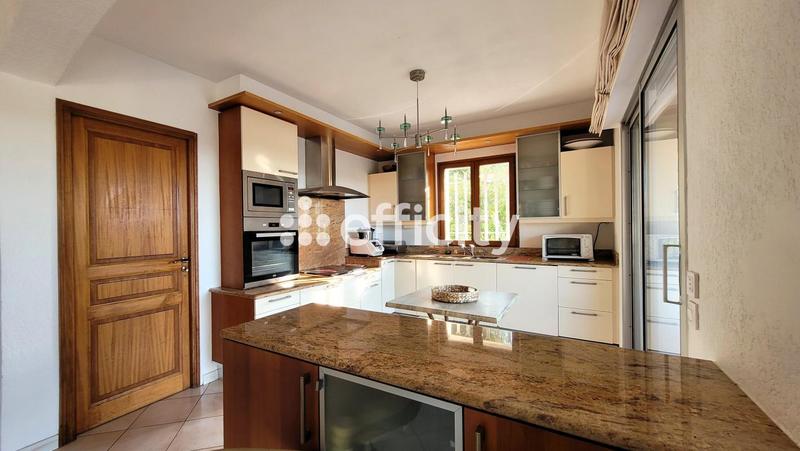 Villa - 165 m² - 5 pièces