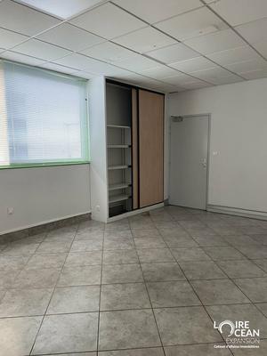 Entrepôt - 2 000 m²