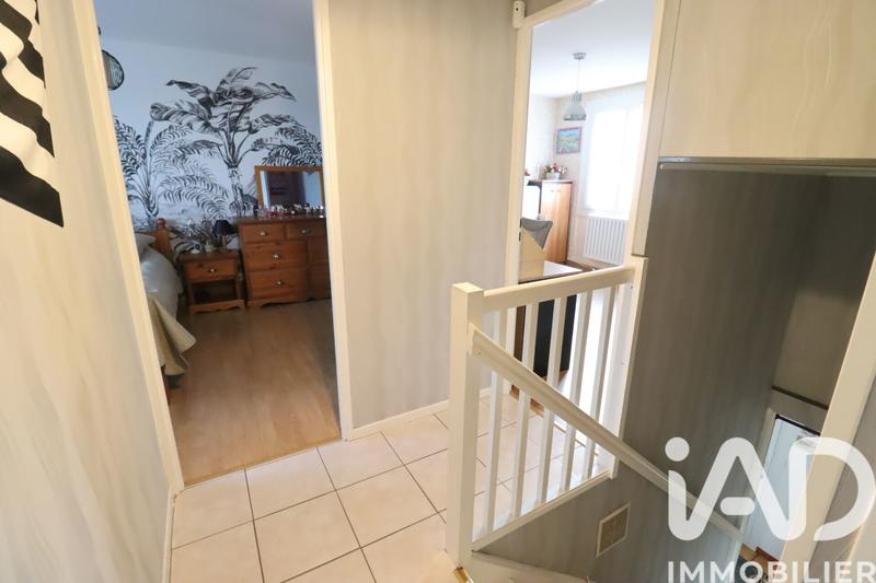 Maison - 90 m² - 5 pièces