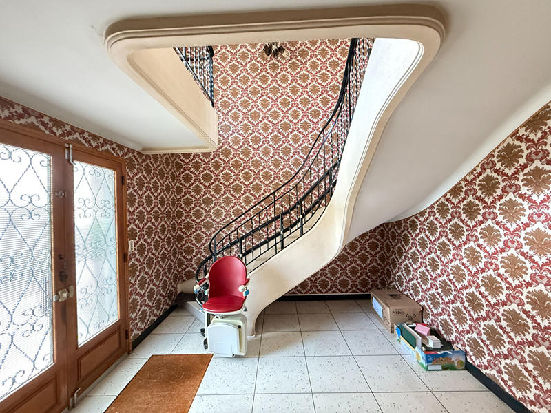 Maison - 200 m² - 6 pièces