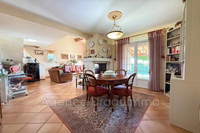 Maison - 117 m² - 5 pièces