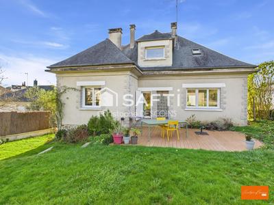 Maison - 160 m² - 8 pièces