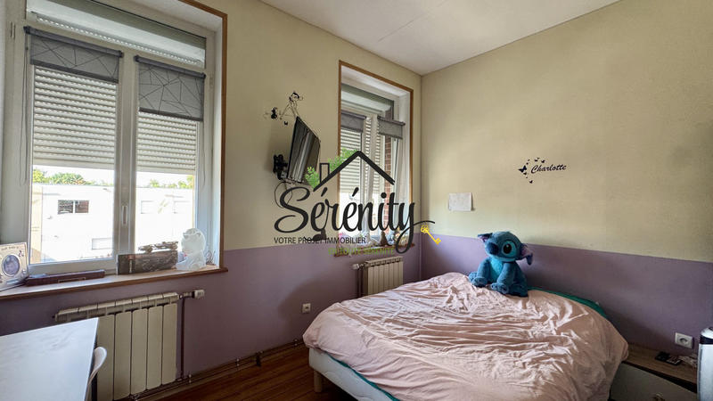 Maison - 180 m² - 8 pièces