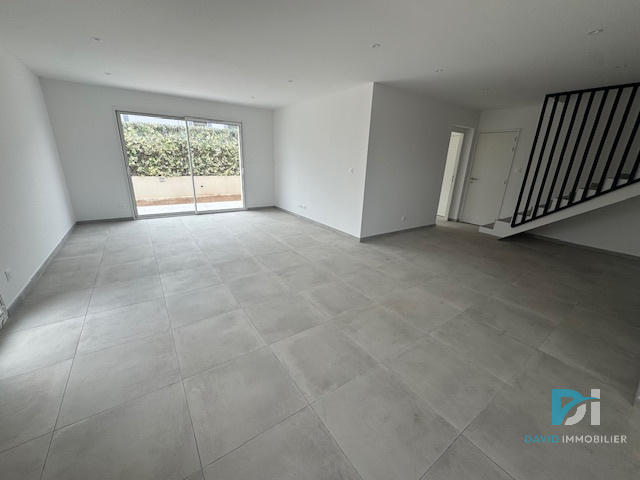 Maison - 103 m² - 4 pièces