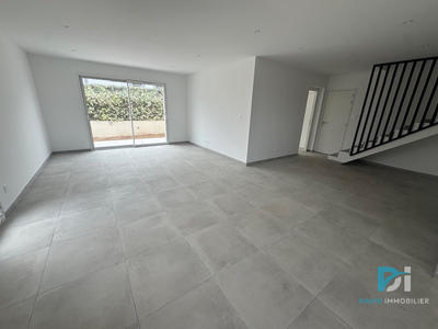 Maison - 103 m² - 4 pièces