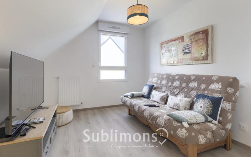 Maison - 111 m² - 5 pièces