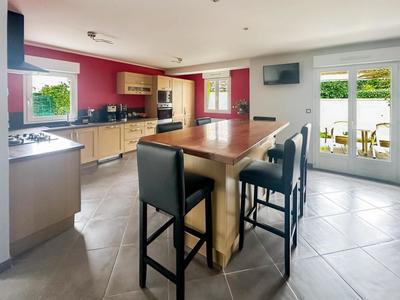 Maison traditionnelle - 132 m² - 5 pièces