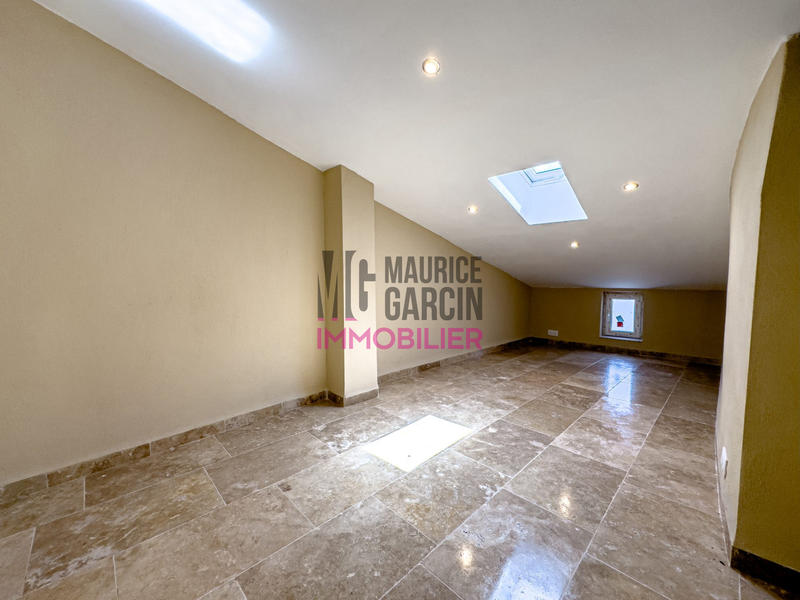 Appartement - 131 m² - 4 pièces