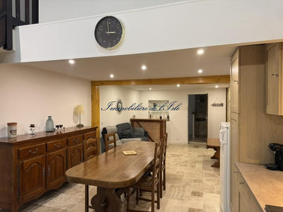 Maison - 112 m² - 7 pièces