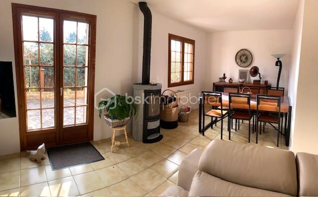 Maison - 140 m² - 6 pièces