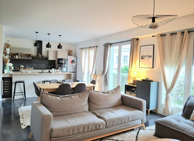 Appartement - 77 m² - 3 pièces