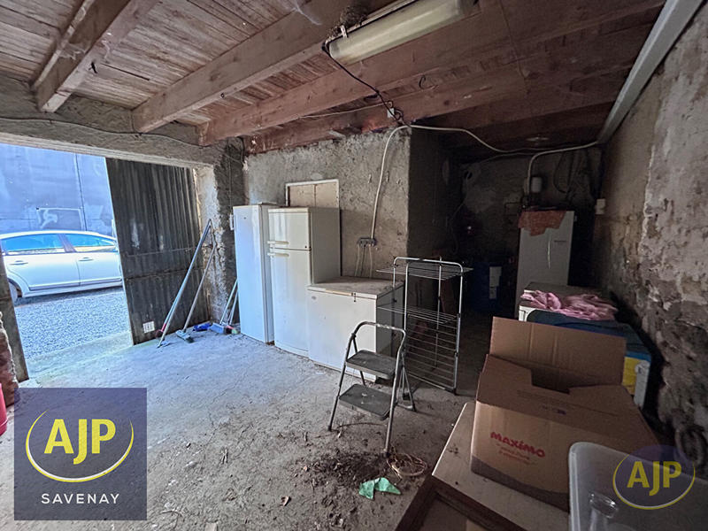 Maison - 210 m² - 9 pièces