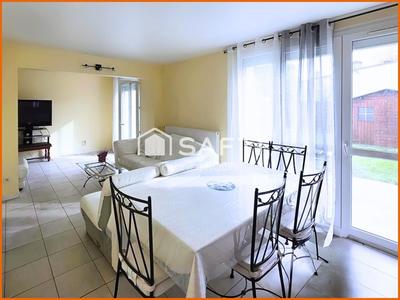 Maison - 97 m² - 5 pièces