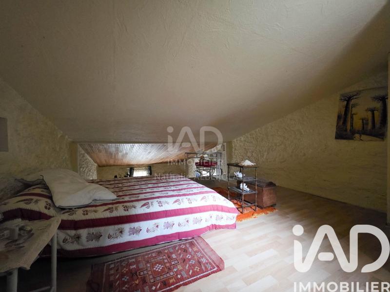 Maison - 97 m² - 3 pièces