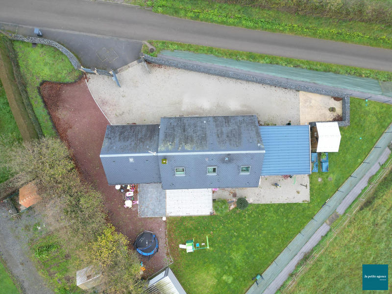 Maison - 170 m² - 7 pièces