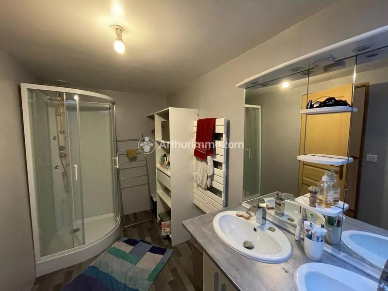 Maison - 183 m² - 8 pièces