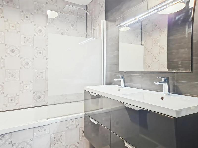 Propriété - 112 m² - 8 pièces