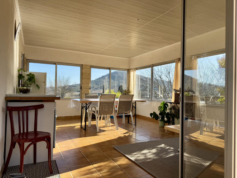 Maison - 180 m² - 6 pièces