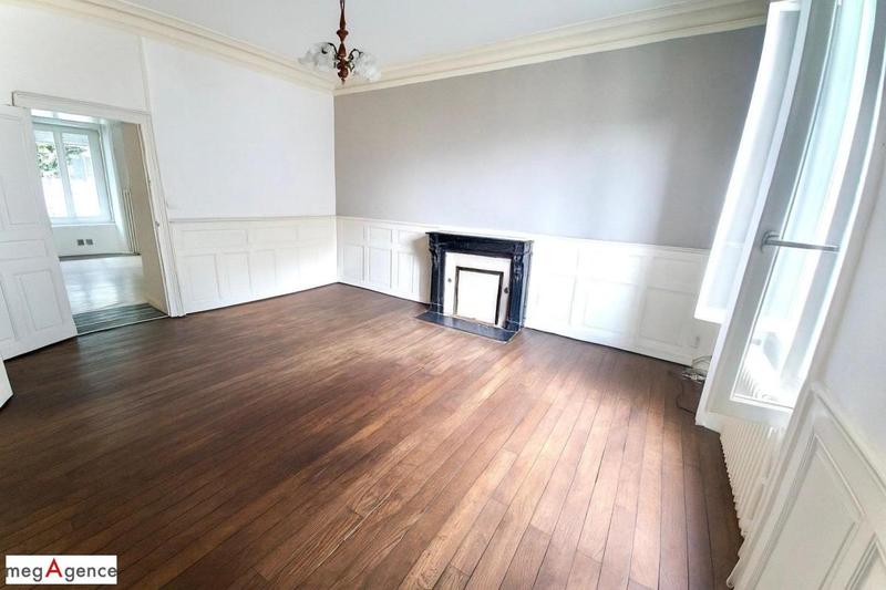 Appartement - 85 m² - 3 pièces