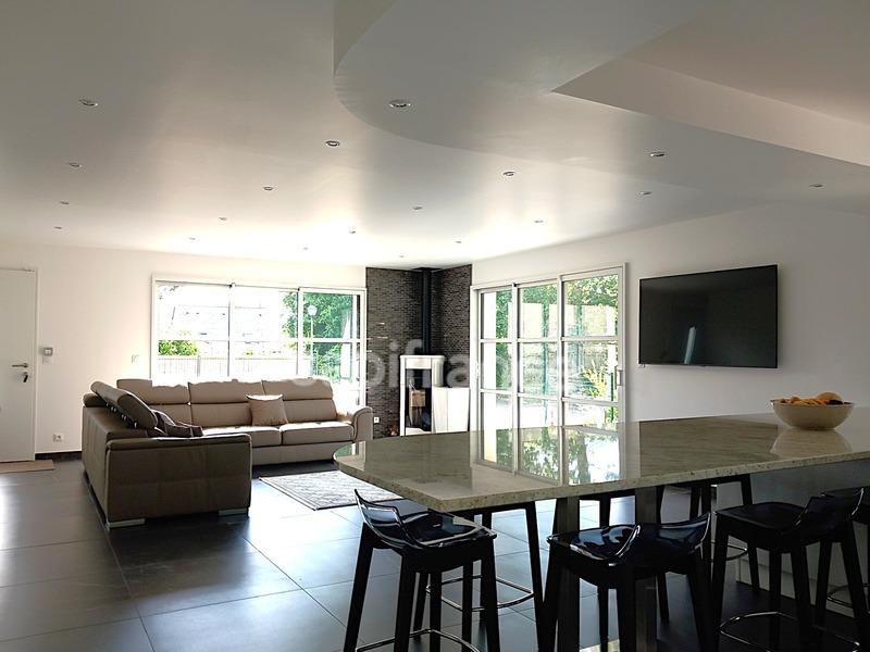 Maison - 116 m² - 6 pièces