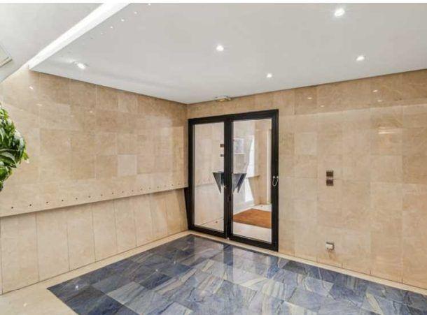 Appartement - 206 m² - 2 pièces