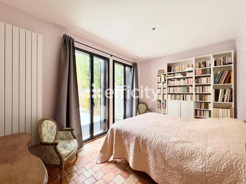 Maison ancienne - 205 m² - 6 pièces