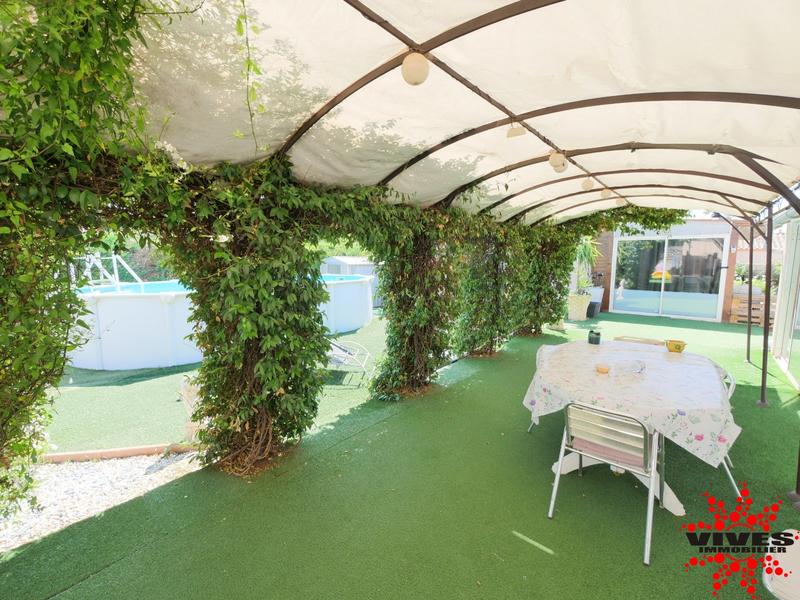 Villa - 254 m² - 11 pièces