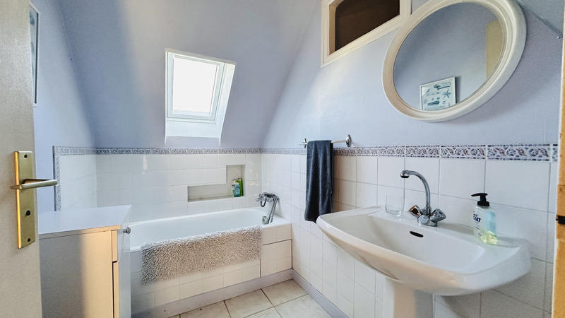 Maison - 135 m² - 8 pièces