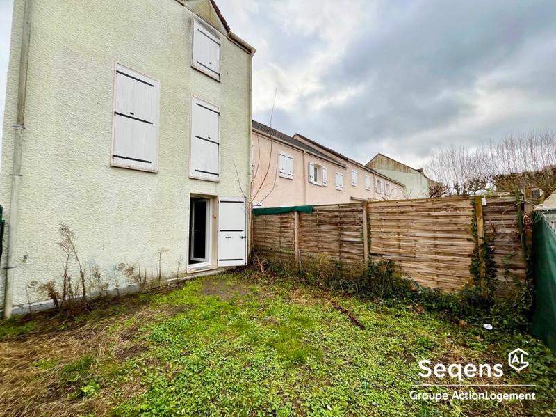 Maison - 83 m² - 4 pièces