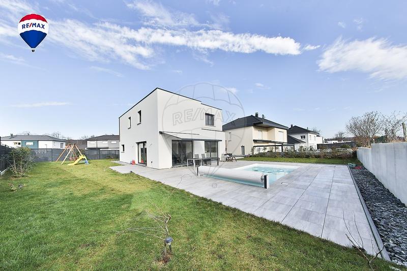 Maison - 160 m² - 6 pièces