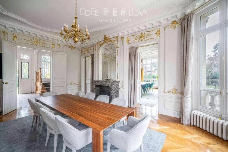 Château - 826 m² - 18 pièces