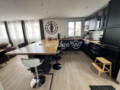 Maison - 75 m² - 5 pièces