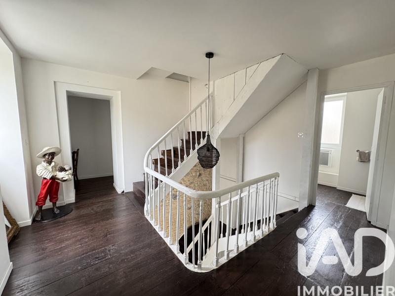 Maison - 127 m² - 6 pièces
