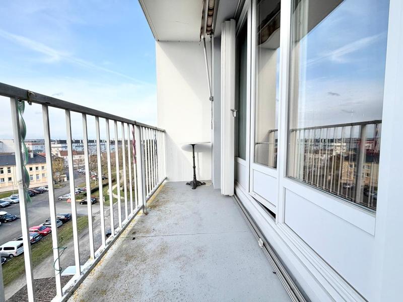 Appartement - 82 m² - 4 pièces