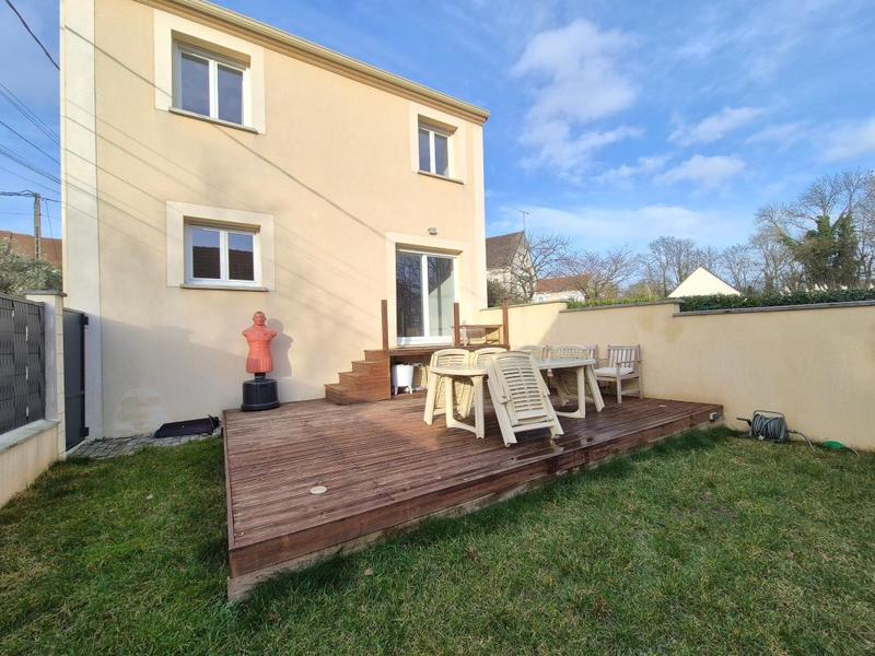 Maison - 85 m² - 5 pièces