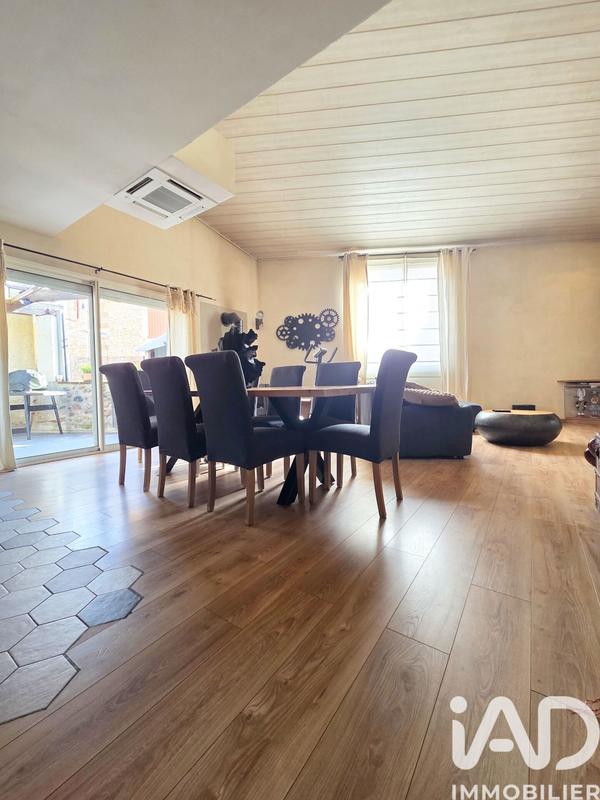 Maison de village - 226 m² - 7 pièces