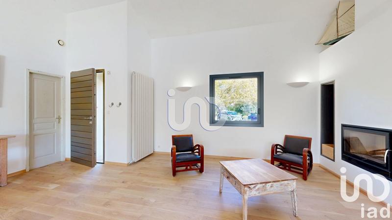 Maison - 220 m² - 7 pièces