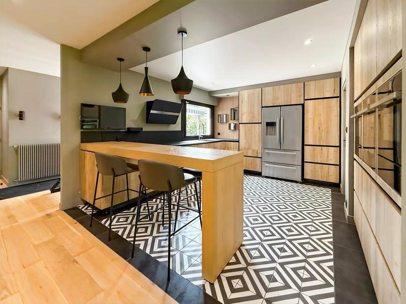 Maison - 153 m² - 6 pièces