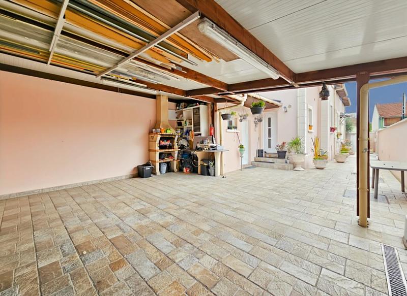 Maison - 91 m² - 4 pièces