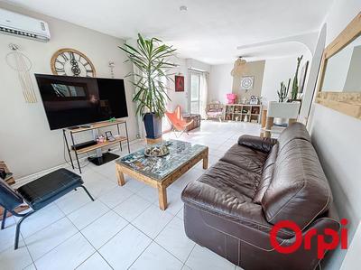 Appartement - 74 m² - 4 pièces