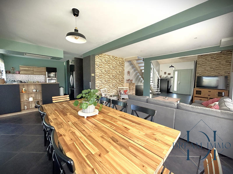 Maison contemporaine - 200 m² - 6 pièces