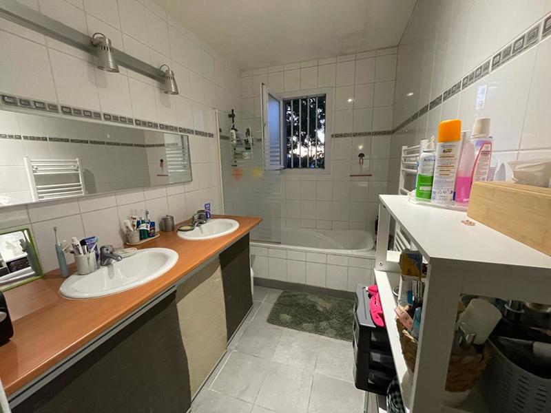 Maison - 99 m² - 4 pièces