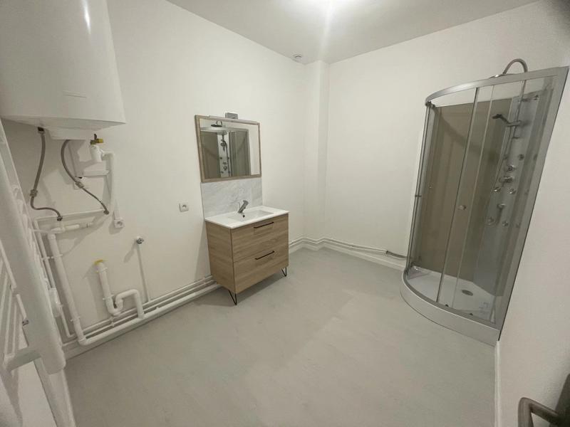 Appartement - 80 m² - 3 pièces