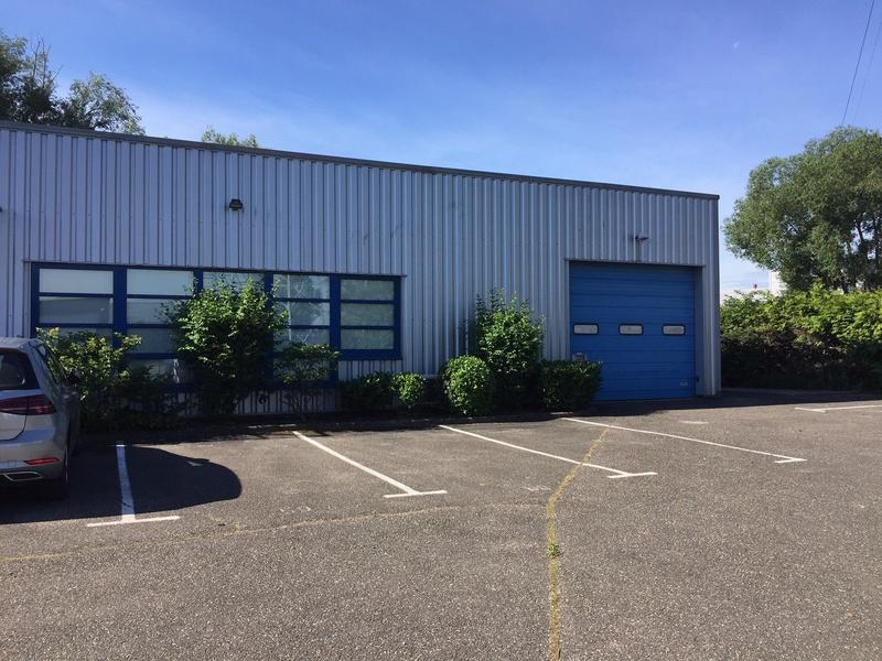 Local d'activités - 519 m²